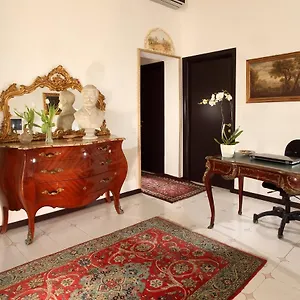 2* בית הארחה Roma Central Guest House